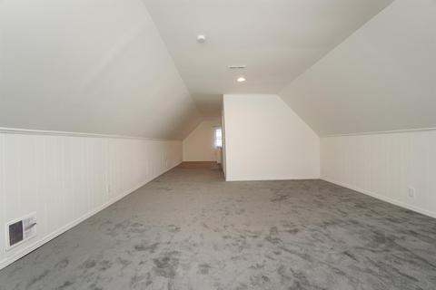 7028 Bramble Ave, Cincinnati, OH 45227 photo 18
