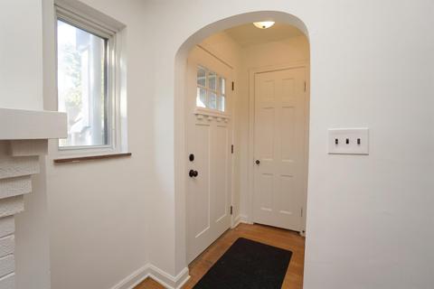 7028 Bramble Ave, Cincinnati, OH 45227 photo 3