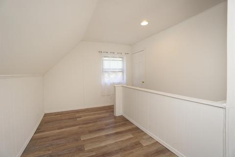 7028 Bramble Ave, Cincinnati, OH 45227 photo 17
