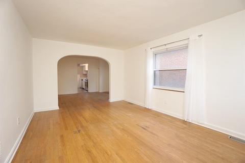 7028 Bramble Ave, Cincinnati, OH 45227 photo 5