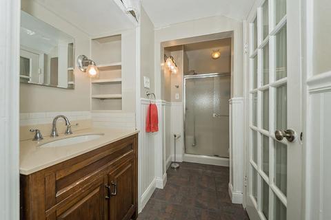 4306 Eileen Dr, Cincinnati, OH 45209 photo 22