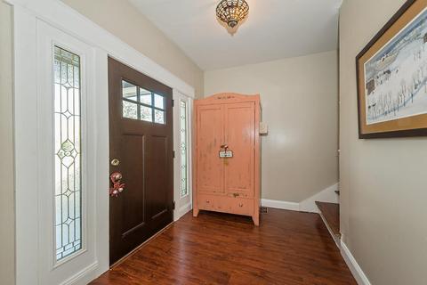 4306 Eileen Dr, Cincinnati, OH 45209 photo 7