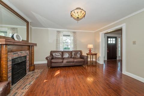 4306 Eileen Dr, Cincinnati, OH 45209 photo 9