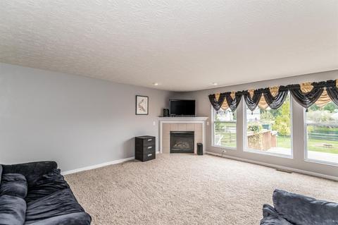 2136 Picketside Dr, Batavia, OH 45103 photo 6