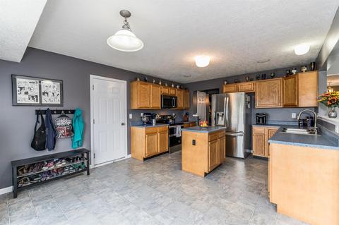 2136 Picketside Dr, Batavia, OH 45103 photo 7