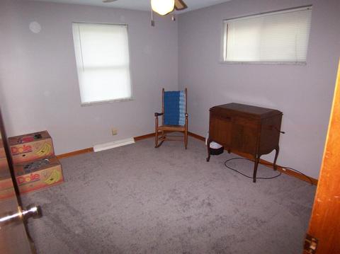 4507 Glenridge Dr, Cincinnati, OH 45245 photo 8