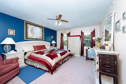 8357 Jakaro Dr, Cincinnati, OH 45255 photo 25