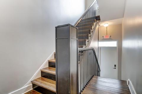 817 Broadway St #2, Cincinnati, OH 45202 photo 2