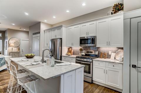 817 Broadway St #2, Cincinnati, OH 45202 photo 8
