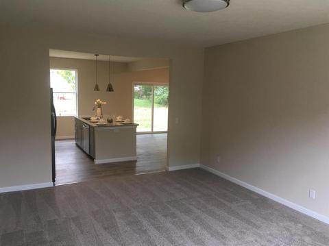 11669 Kenn Rd, Forest Park, OH 45240 photo 6