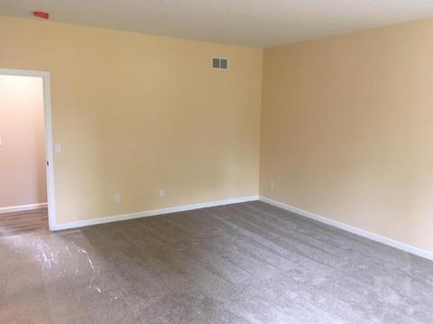 11669 Kenn Rd, Forest Park, OH 45240 photo 4