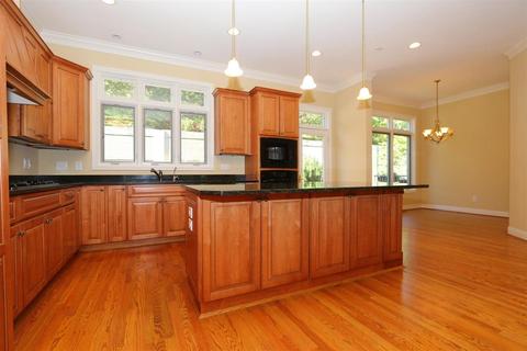 1132 Riverside Dr, Cincinnati, OH 45202 photo 10