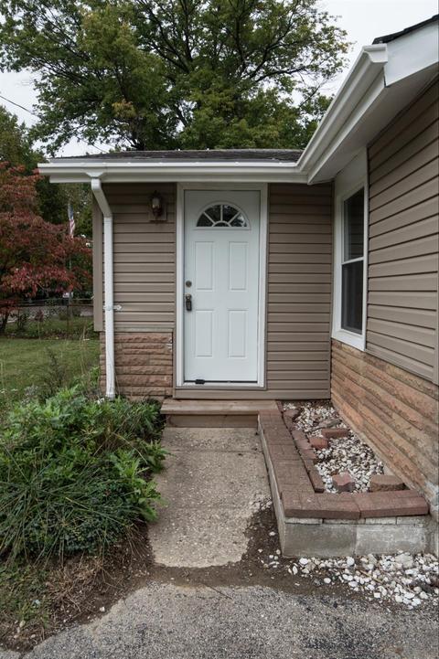 4002 Pharo Dr, Cincinnati, OH 45245 photo 3