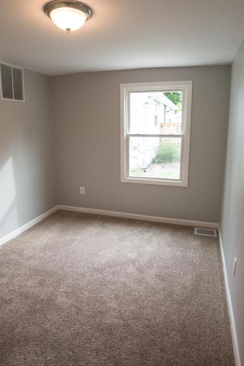 4002 Pharo Dr, Cincinnati, OH 45245 photo 16