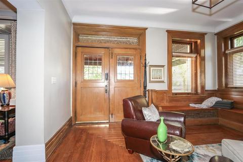 970 Lenox Pl, Cincinnati, OH 45229 photo 4