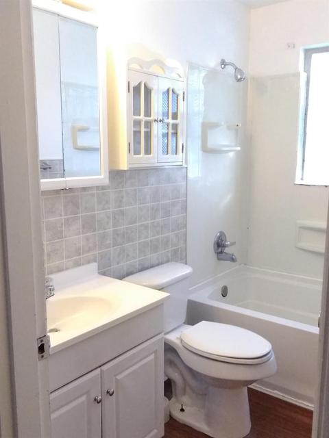 1053 Thunderbird Dr, Cincinnati, OH 45231 photo 3