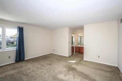 1261 Ebenezer Rd, Cincinnati, OH 45233 photo 10