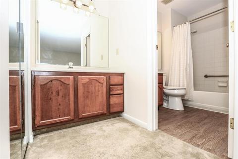1261 Ebenezer Rd, Cincinnati, OH 45233 photo 13