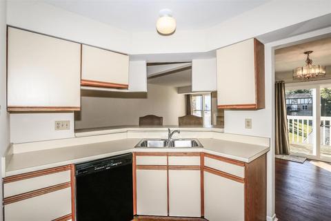 1261 Ebenezer Rd, Cincinnati, OH 45233 photo 9