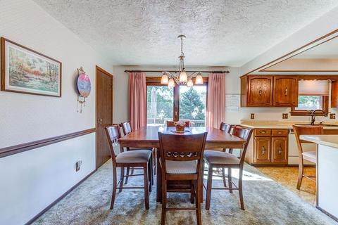 3271 Linsan Dr, Cincinnati, OH 45239 photo 9