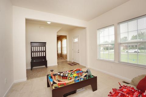 1332 Brooke Dr, Monroe, OH 45050 photo 3