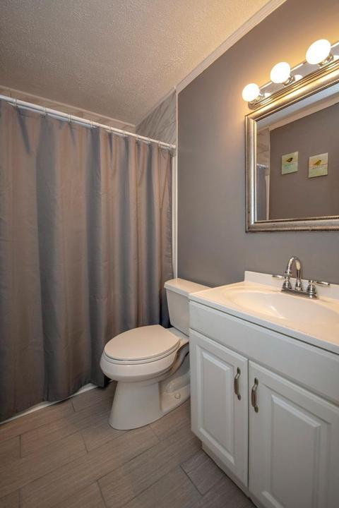 654 Chateau Dr, Cincinnati, OH 45244 photo 11