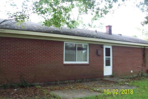 10769 Maplehill Dr, Cincinnati, OH 45240 photo 2
