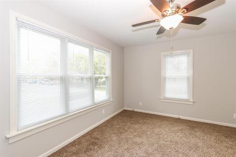 8323 St Clair Ave, Cincinnati, OH 45236 photo 4