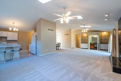 6560 Fields Ertel Rd, Cincinnati, OH 45249 photo 4