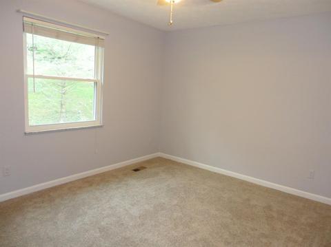 4351 Simca Ln, Cincinnati, OH 45211 photo 15