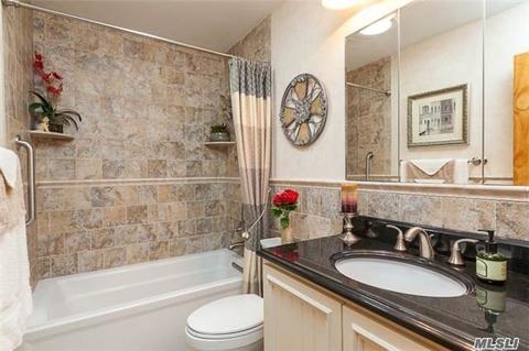 8569 Neptune Dr, Cincinnati, OH 45231 photo 25