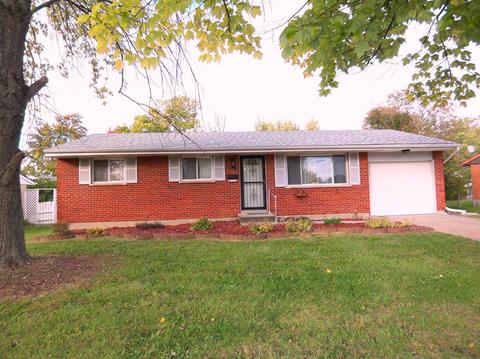 8569 Neptune Dr, Cincinnati, OH 45231 photo 3