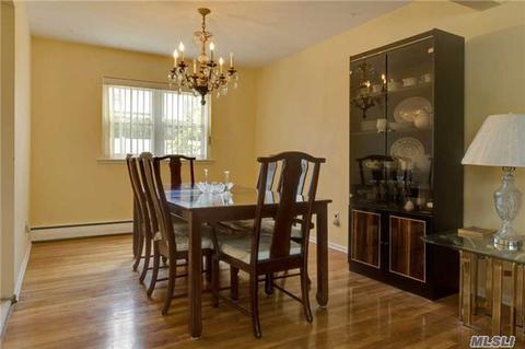 7677 View Place Dr, Cincinnati, OH 45224 photo 9