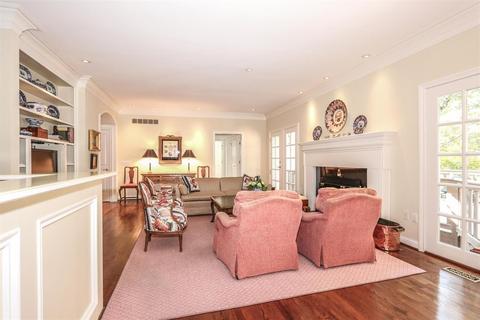 12 Hampton Ln, Cincinnati, OH 45208 photo 7