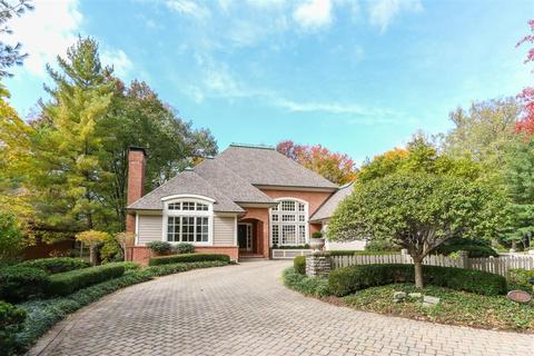 12 Hampton Ln, Cincinnati, OH 45208 photo 1