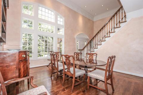 12 Hampton Ln, Cincinnati, OH 45208 photo 11