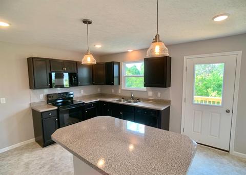 2151 Pine Valley Dr, Hamilton, OH 45013 photo 8
