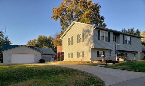 140 Carr St, Blanchester, OH 45107 photo 1