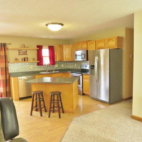 140 Carr St, Blanchester, OH 45107 photo 3