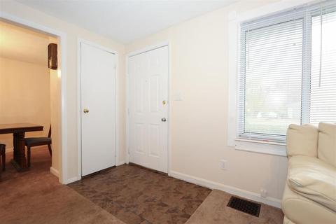 5551 Maple Grove Ave, Blanchester, OH 45107 photo 3