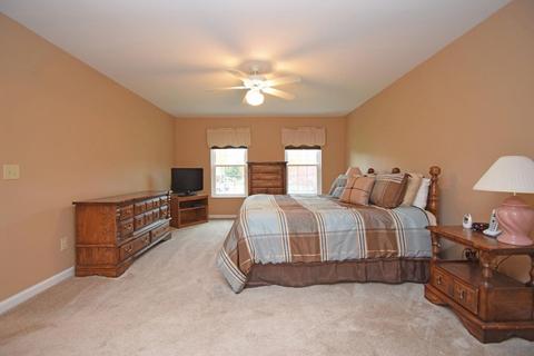 1013 Windsor Ct, Cincinnati, OH 45245 photo 10