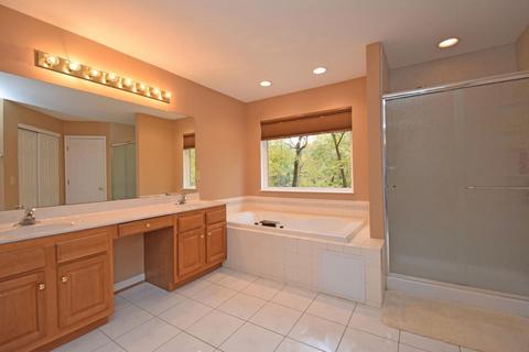 1013 Windsor Ct, Cincinnati, OH 45245 photo 11