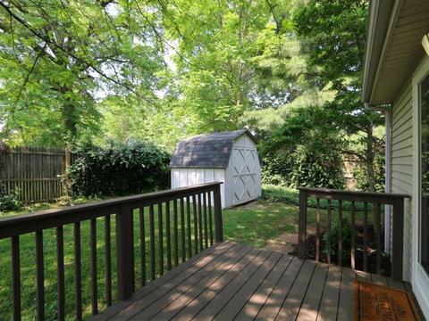 27 Ashby St, Greenhills, OH 45218 photo 13