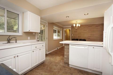 3875 Cooper Rd, Blue Ash, OH 45241 photo 10