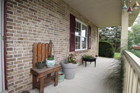 4464 Glendale Rd, Batavia, OH 45103 photo 2