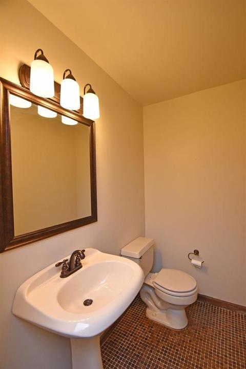 1798 Devils Backbone Rd, Cincinnati, OH 45233 photo 22