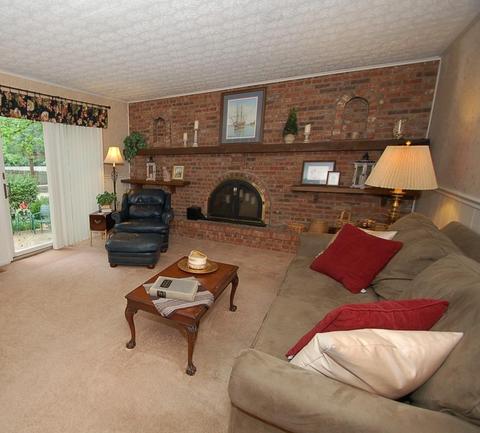 9185 Solon Dr, Cincinnati, OH 45242 photo 3