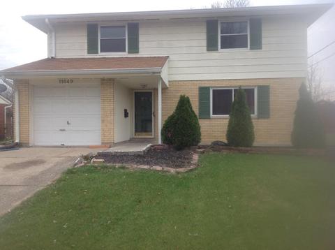 11649 Geneva Rd, Forest Park, OH 45240 photo 3