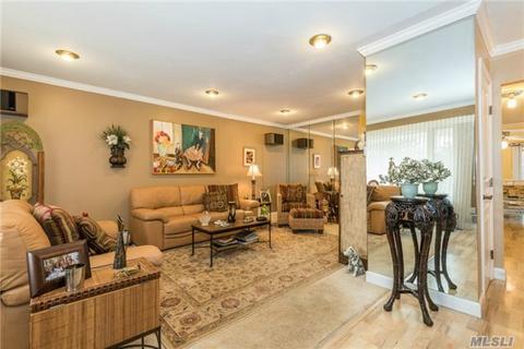 7165 Marriott Ct, Liberty, OH 45011 photo 3