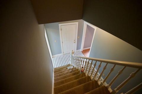 1216 Bates Ave, Cincinnati, OH 45225 photo 6